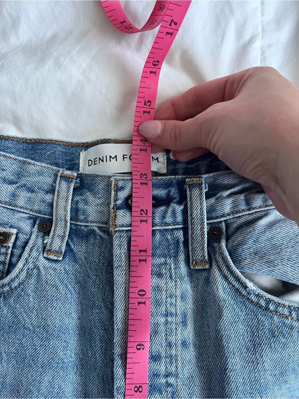Denim Forum Aritzia brand Jeans size 28 - Picture 7 of 8